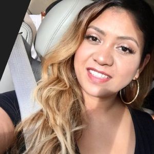 Meet your Posher, Adriana